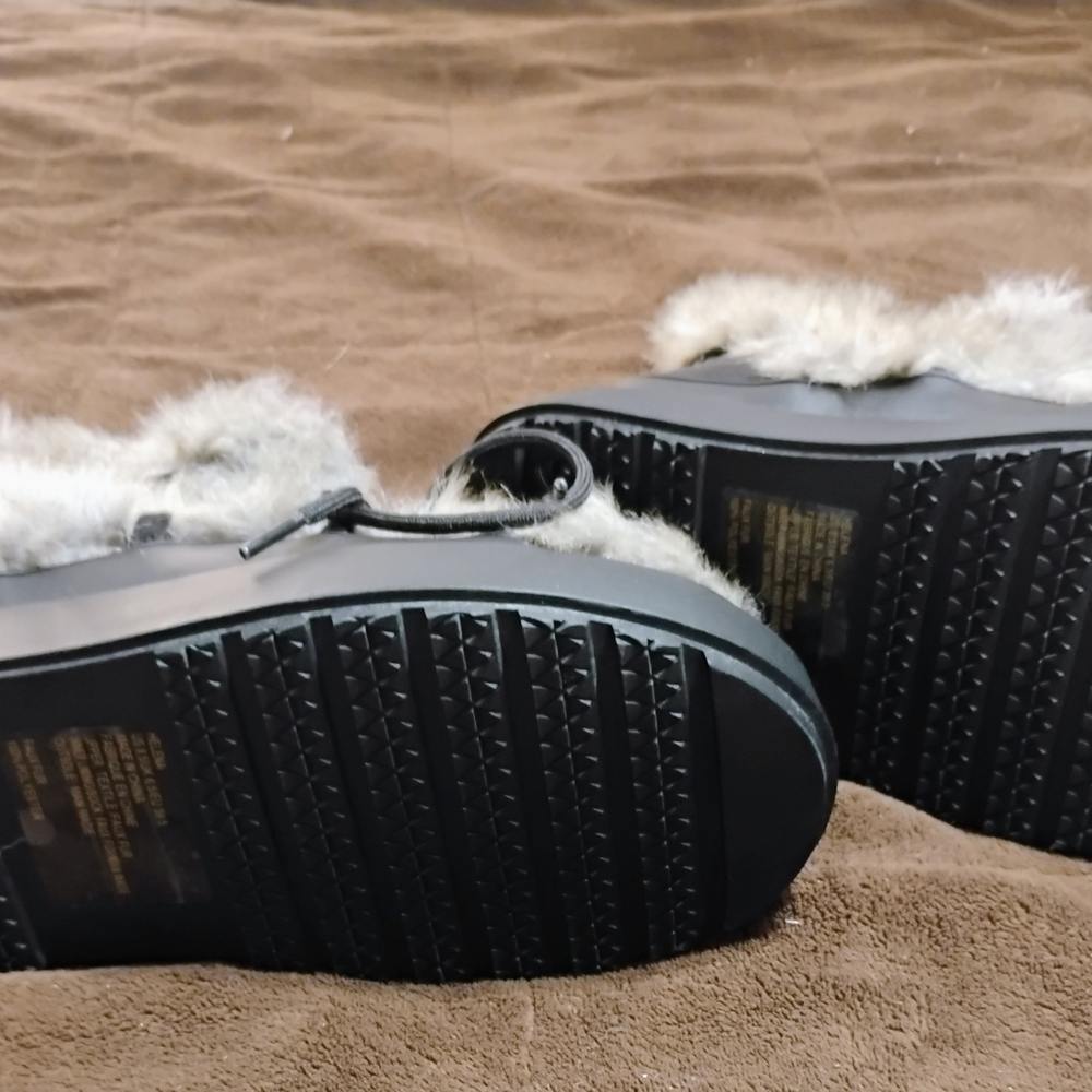 Just Fab Women's Faux Fur Winter Boots. . Rare And Out Of Stock At Stores. Obo. - Picture 7 of 8